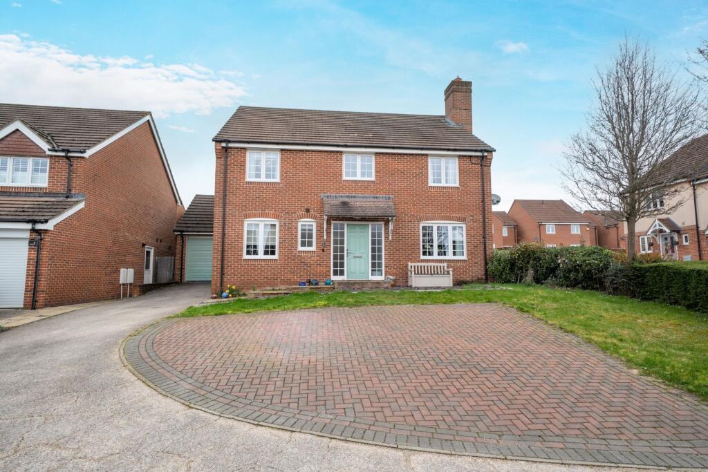 4-bed house on Jacob Close, Andover, SP11, £550,000