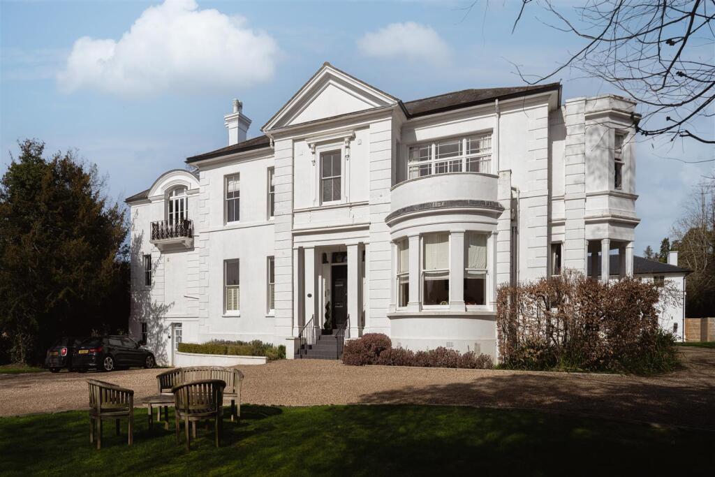 Main image of property: Wray Park Road, Reigate