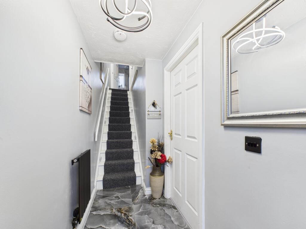 Crystal Close, Mickleover photo 3