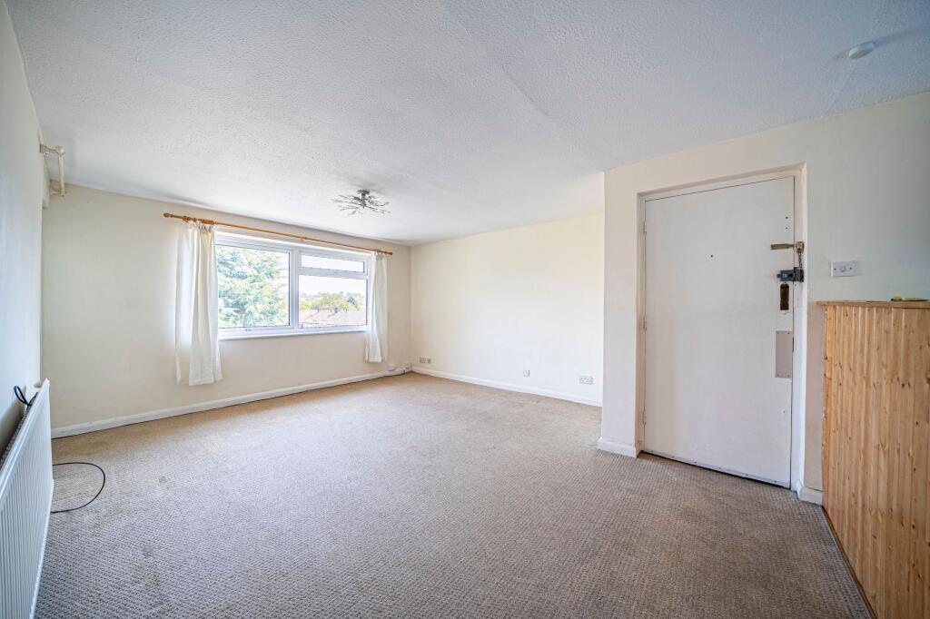 Apartment in Salisbury - View 3