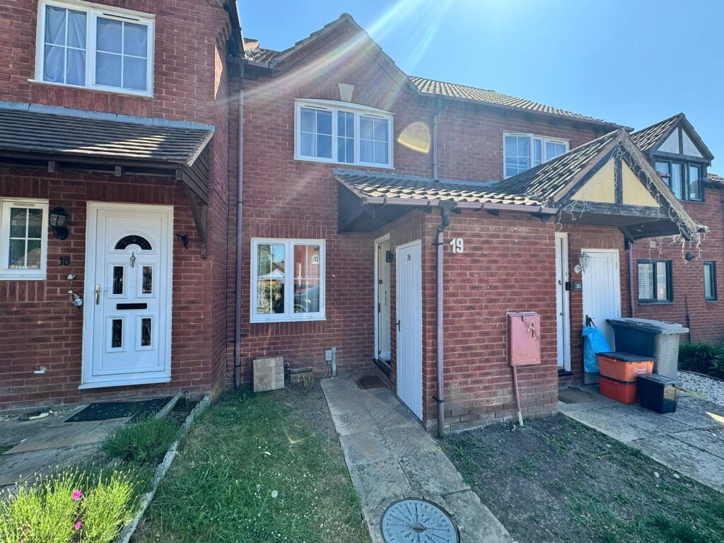 Main image of property: Greensand Close, Swindon, SN25 4FW
