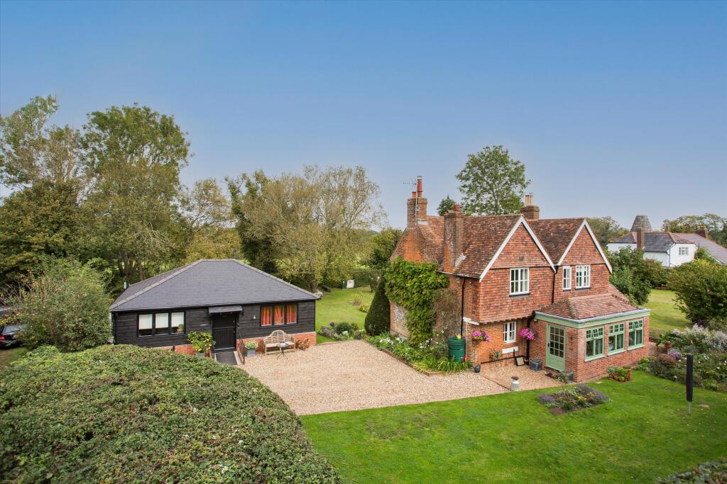 Main image of property: Hodsoll Street, Sevenoaks, Kent, TN15