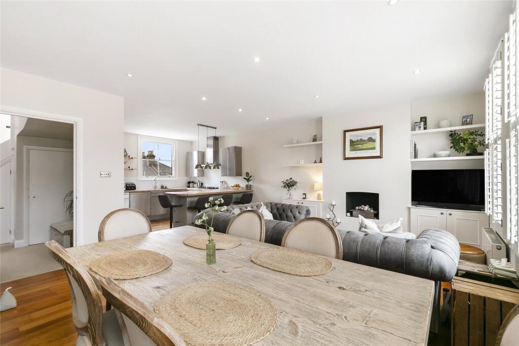 Main image of property: Belleville Road, London, SW11