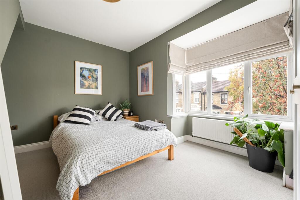 House in London - View 4