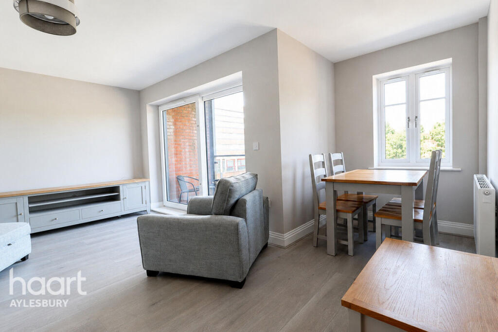 Main image of property: High Street, Aylesbury