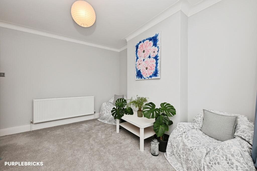 House in London - View 5
