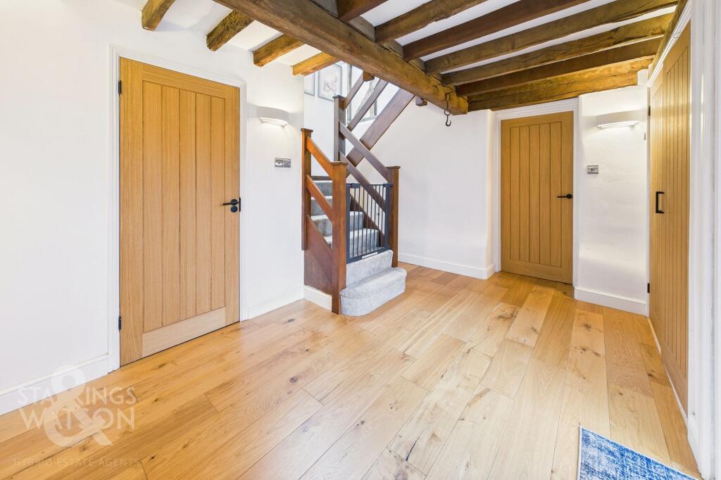Bungay Road, Poringland, Norwich photo 4