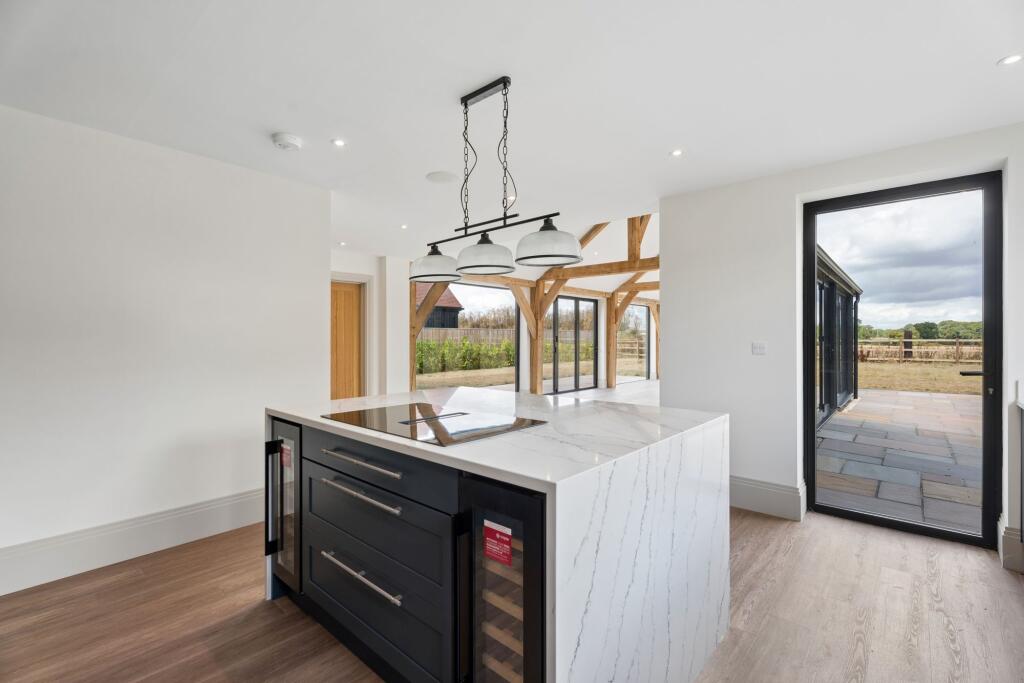 Kennel Lane, Kinsbourne Green, AL5 photo 5