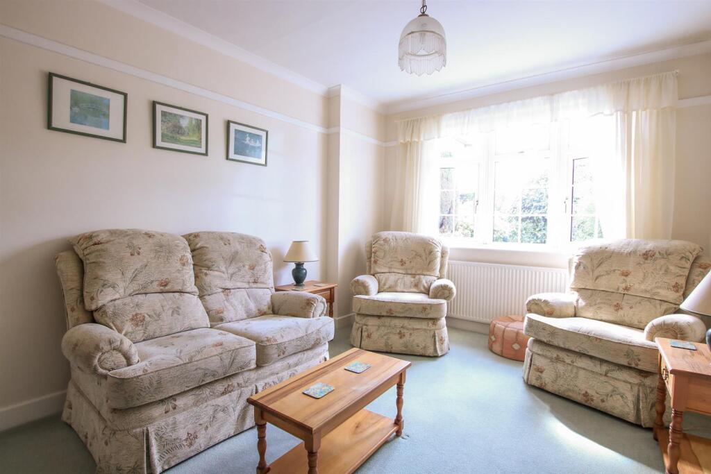 Saxmundham Road, Aldeburgh photo 4