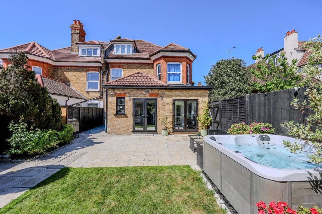 Main image of property: Ditton Court Road, Westcliff-On-Sea