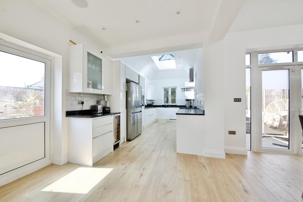 House in London - View 4