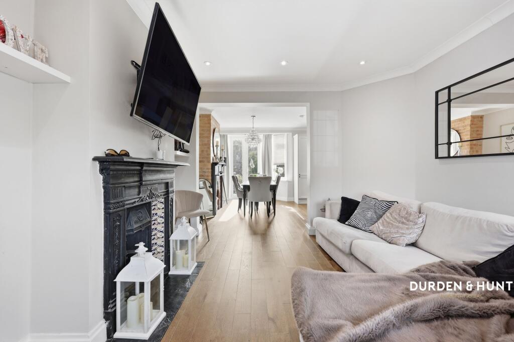 House in London - View 3