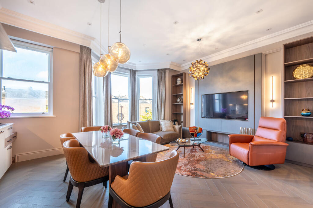 Apartment in London - View 5