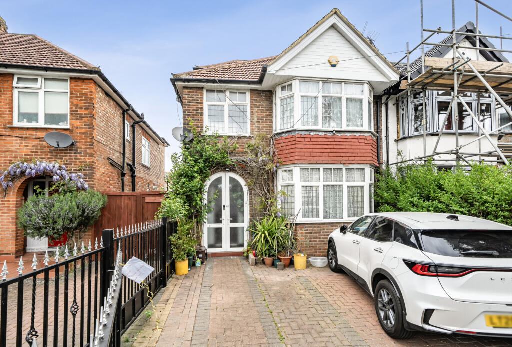 Main image of property: Silkfield Road, London, NW9