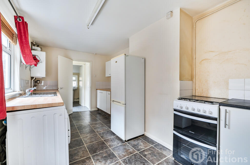 House in Reading - View 4