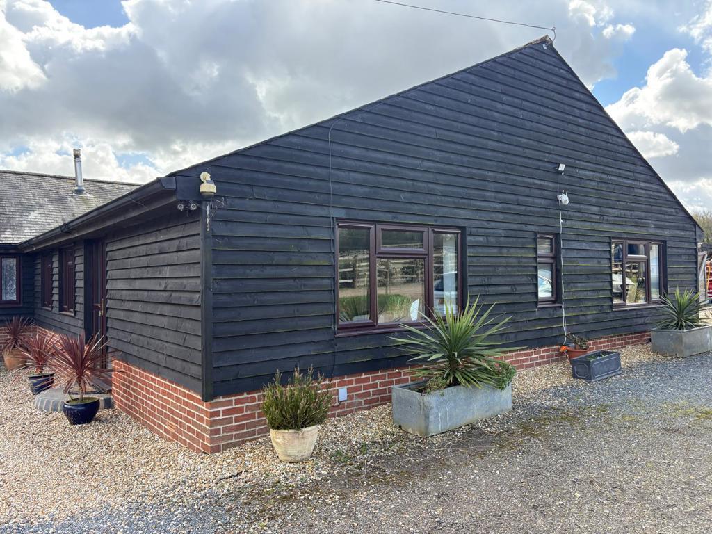Main image of property: Ingold Lodge, Ingoldfield Lane, Soberton, Southampton, Hampshire, SO32 3QA