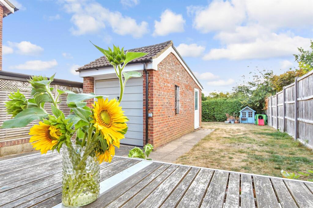 House in Rochester - View 2