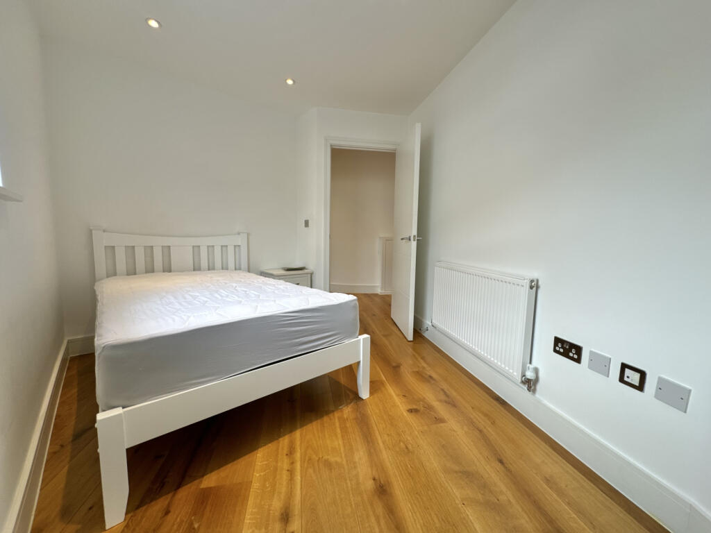Apartment in London - More