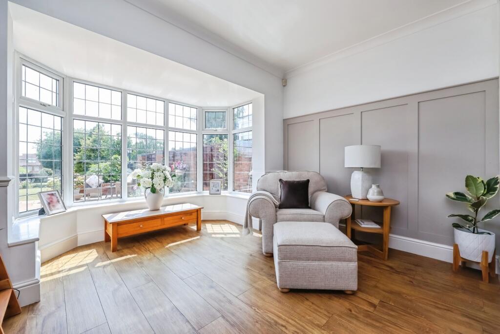 House in Ashfield, Hucknall - More
