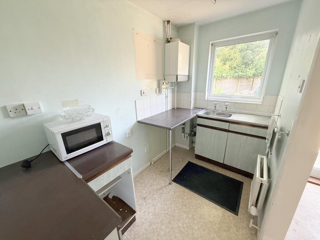 Vincenzo Close, Welham Green, Hatfield, AL9 photo 4