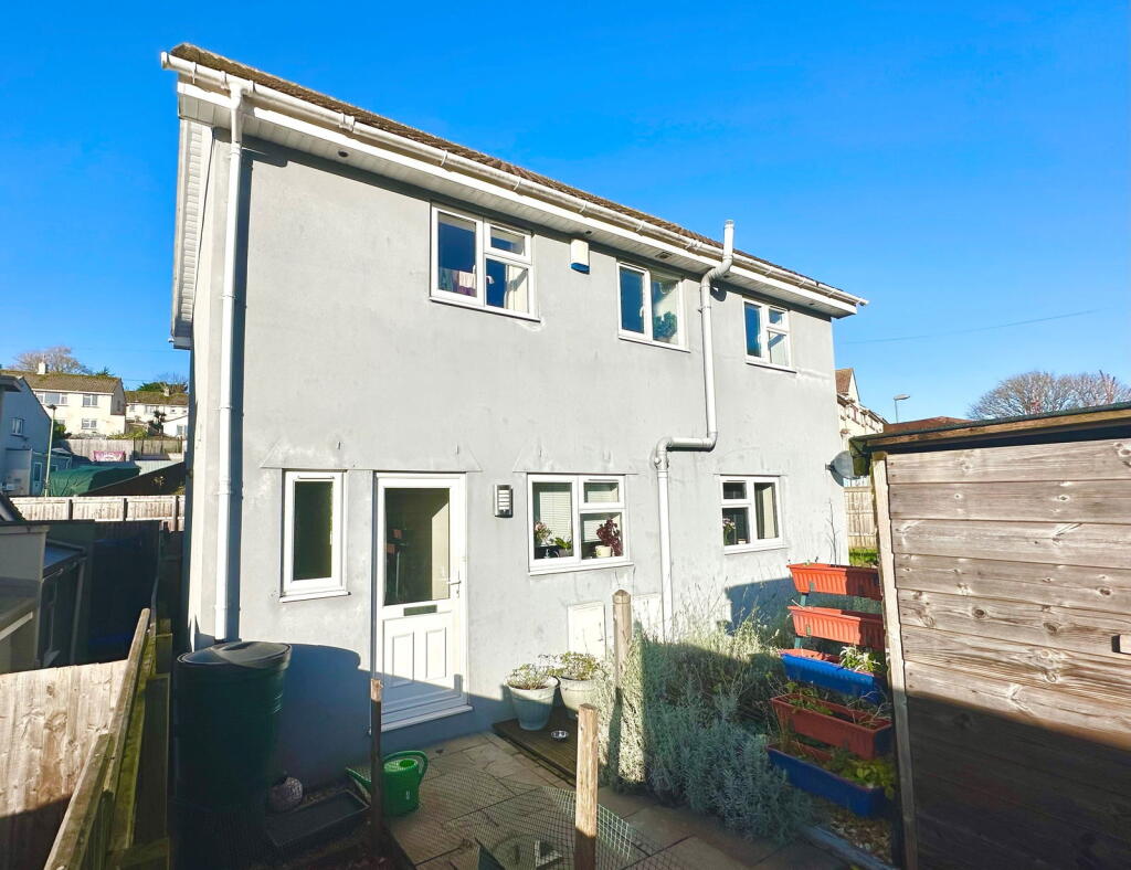Main image of property: 91a Foxhole Road, Paignton, Devon, TQ3 3TB