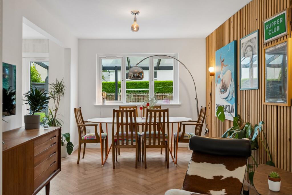 House in Falkirk, Stirling - More