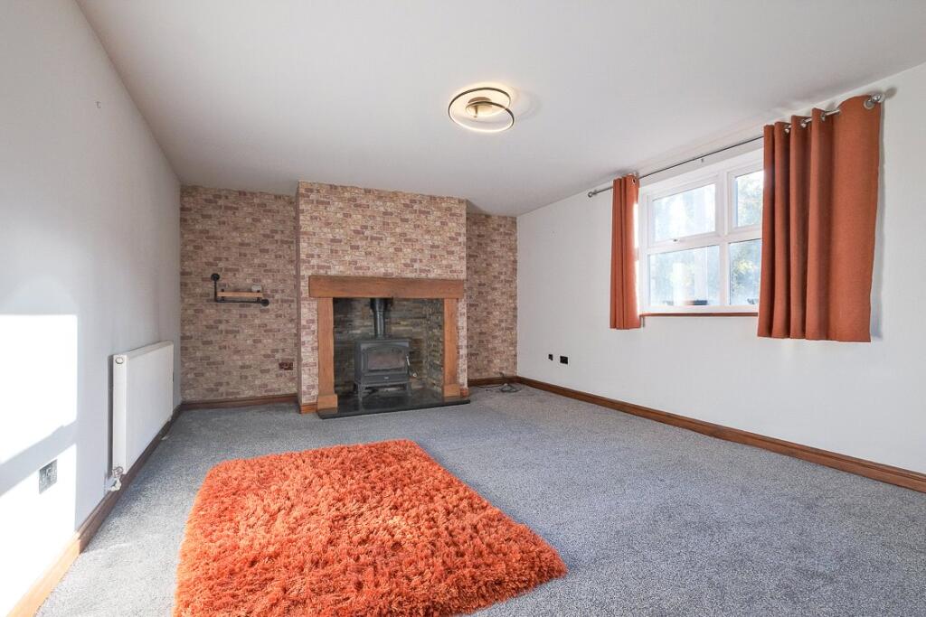 Greenbank Terrace, Lower Darwen, Darwen, Lancashire, BB3 photo 2