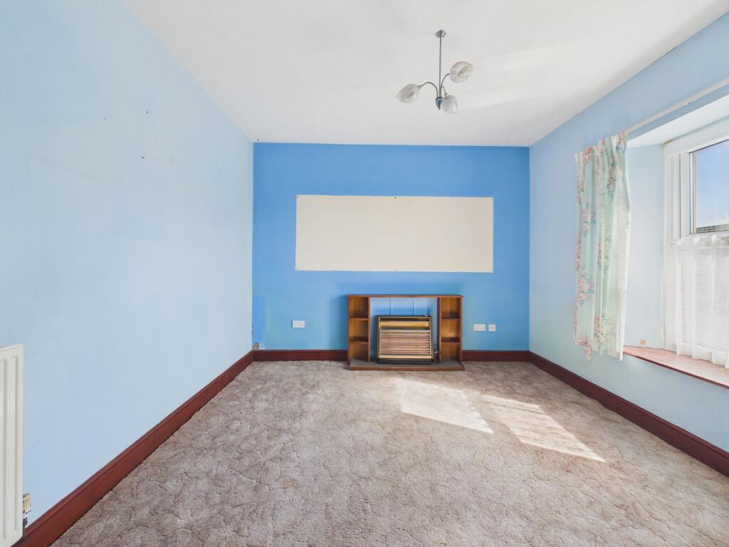 North Street, Pembroke Dock, SA72 - View 4