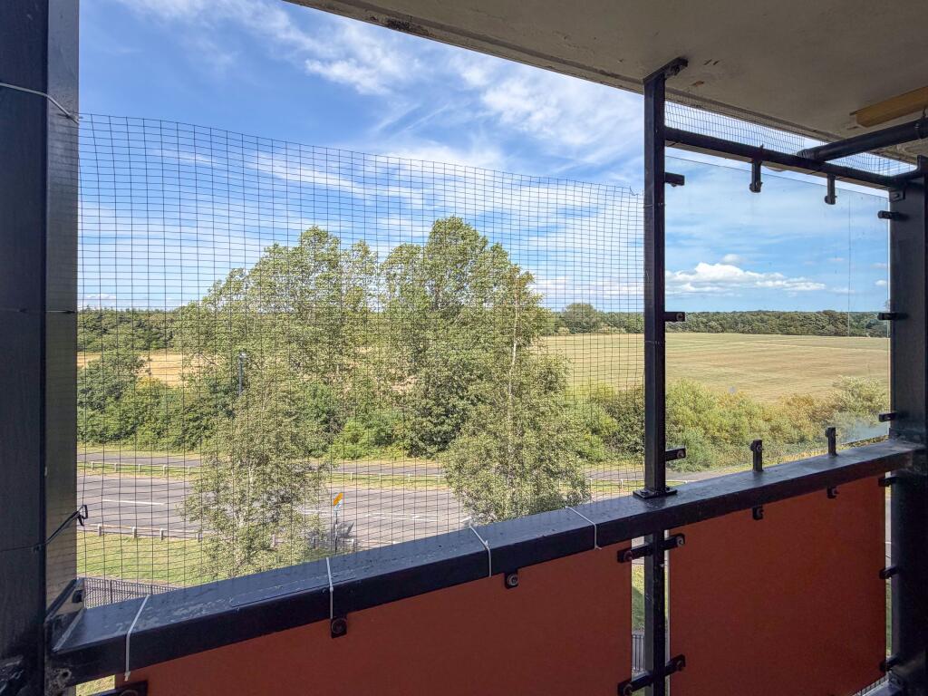 Apartment in Newcastle upon Tyne, Tyne and Wear - View 4