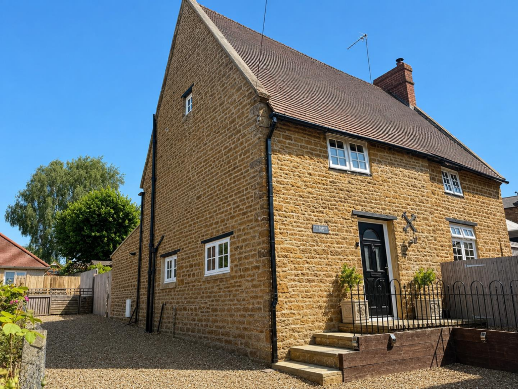 Main image of property: School Lane, Scaldwell, Northamptonshire NN6
