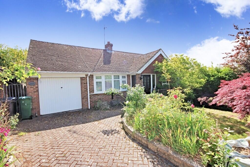 Main image of property: Malling Road, Teston, Maidstone ME18