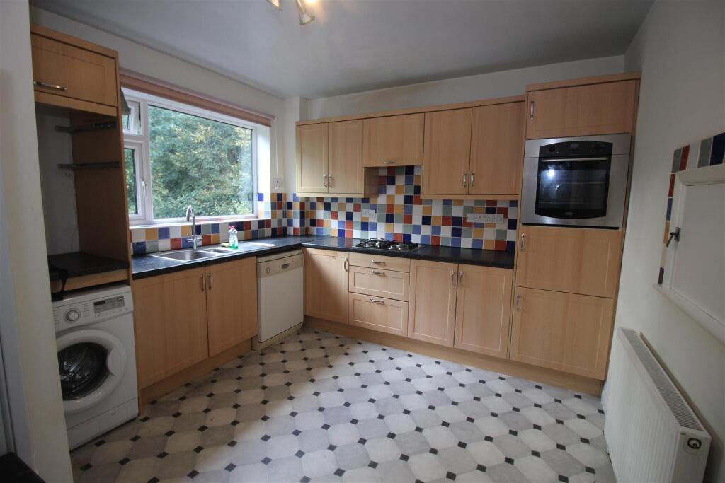 Solsbury Way, Bath photo 3