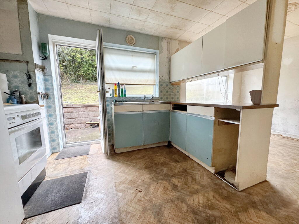 Maes Ffynnon, Llanddulas, Abergele, LL22 8JB photo 3