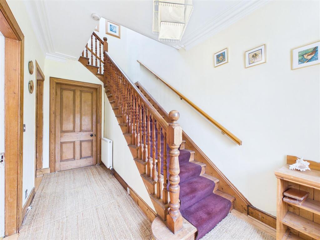 House in Perth - View 5
