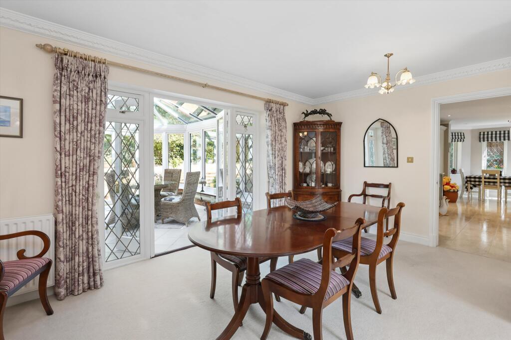 House in Elmbridge, Surrey - More