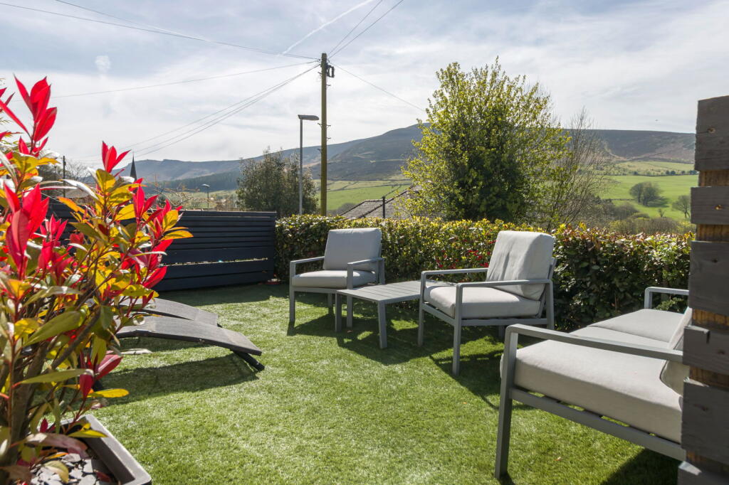 The Park, Greenfield, Saddleworth photo 2