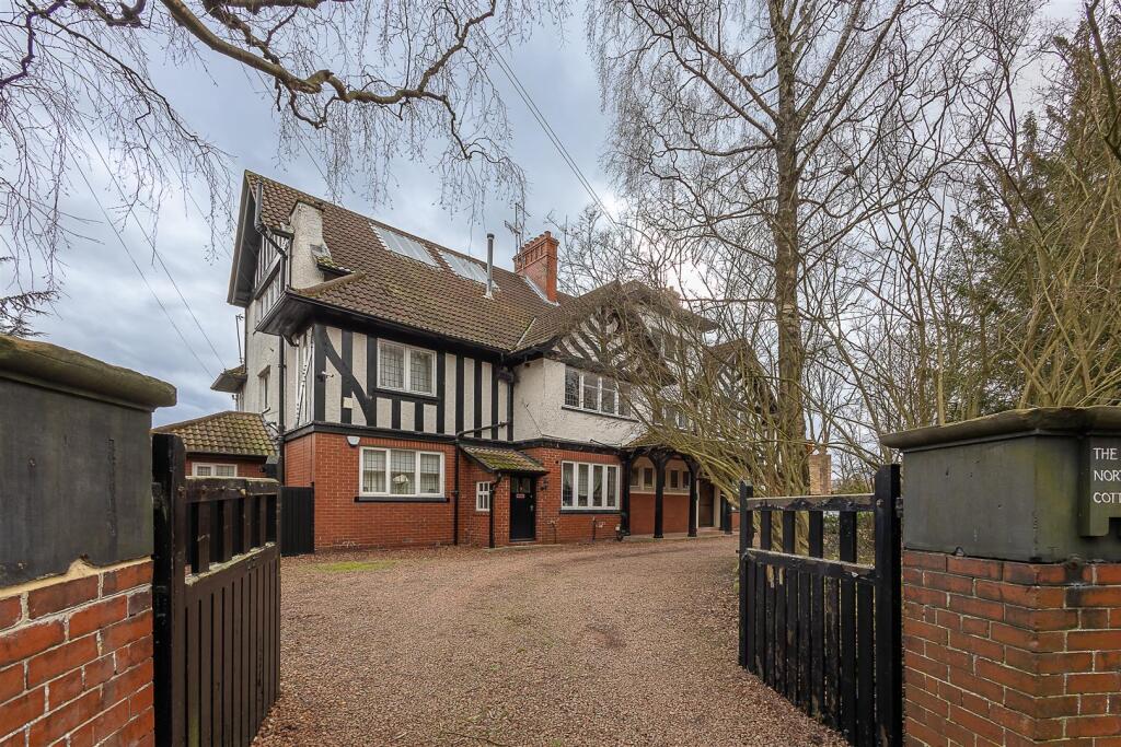 Main image of property: Adderstone Crescent, Jesmond, Newcastle upon Tyne