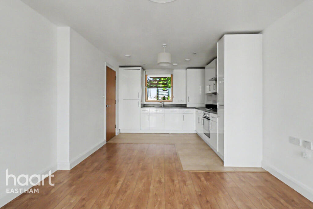 Main image of property: Oberon Court, London