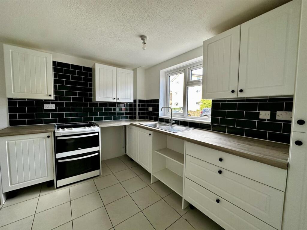 House in Swindon - View 3