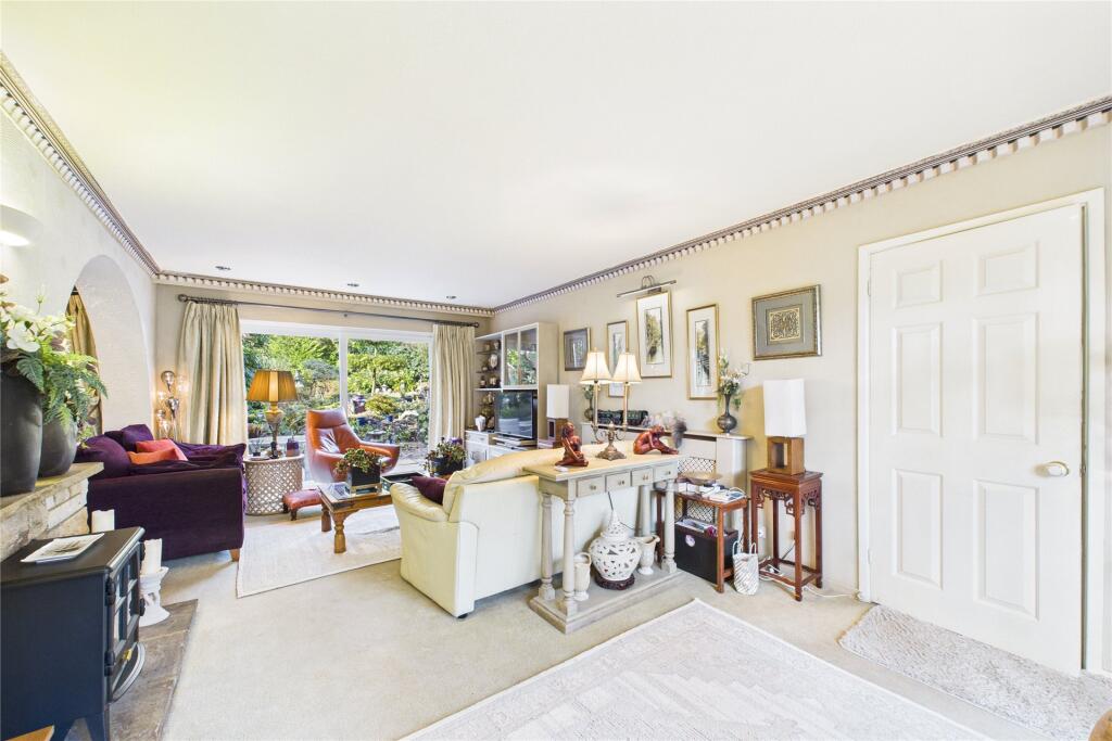 House in Bracknell - View 4