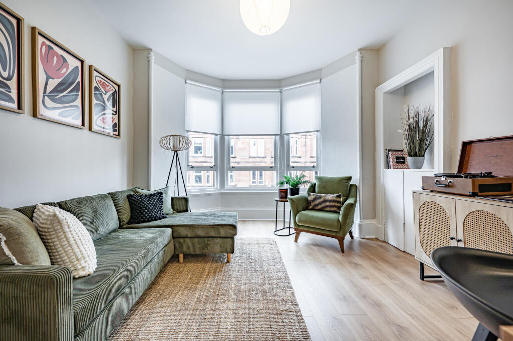 Apartment in Glasgow - View 3
