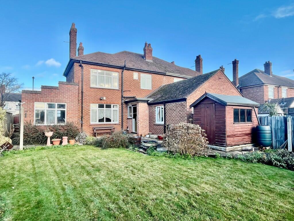 3-bed semi-detached on Spalding Road, Holbeach, £245,000