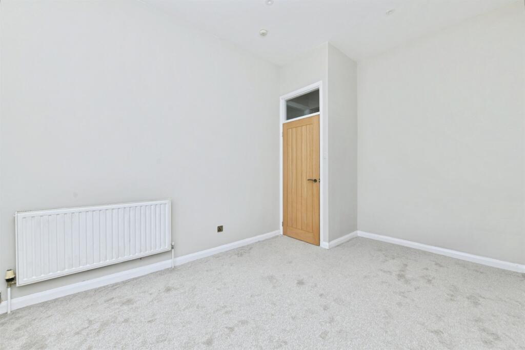 Apartment in Plymouth, Pennycomequick - View 4