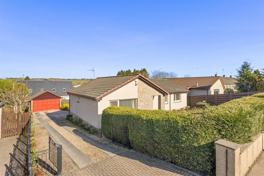 Main image of property: Sibbalds Brae, Bathgate