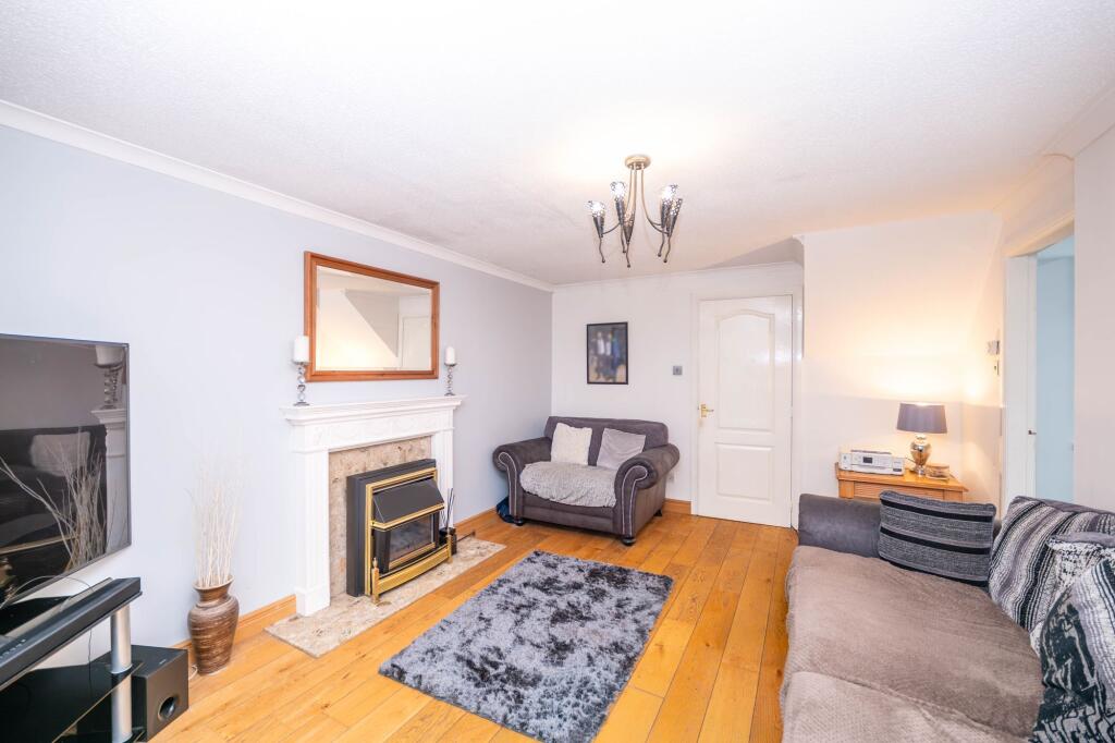 House in Broxburn, West Lothian - More