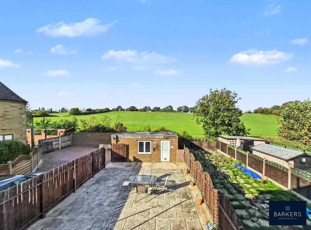 House in Wakefield - View 4