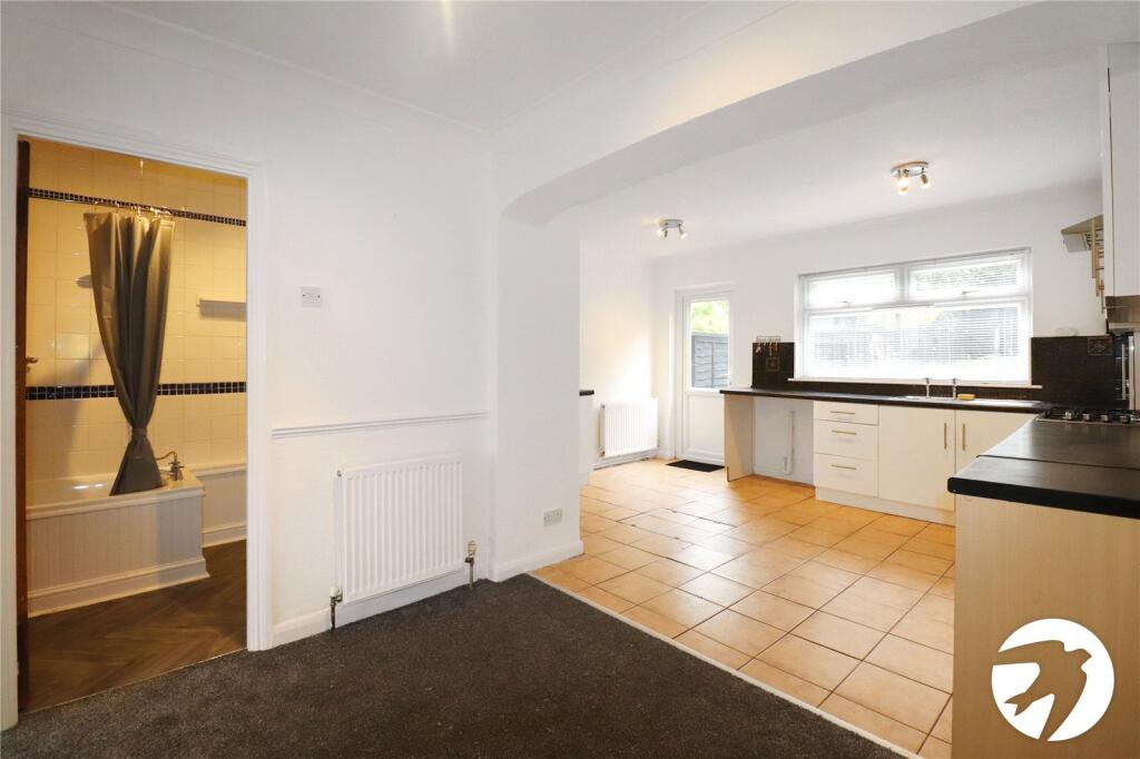 Elstree Gardens, Belvedere, DA17 photo 4