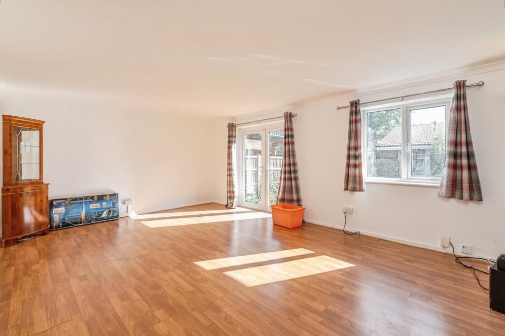 House in Basildon, Vange - View 4