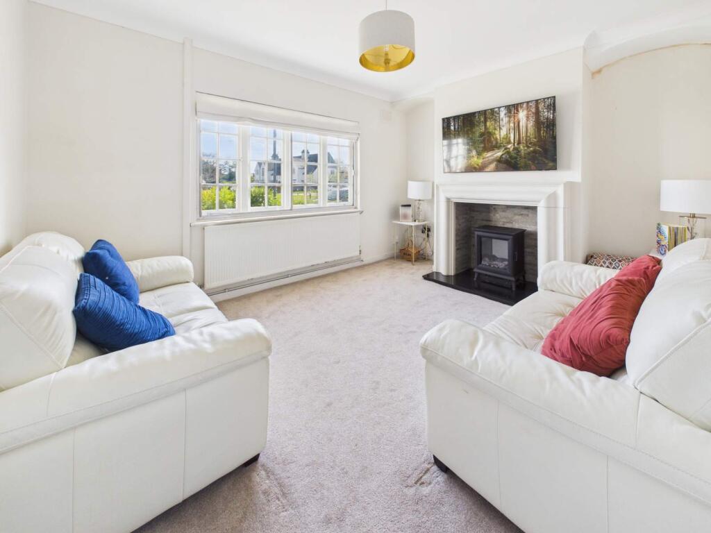 House in Cardiff, Rhiwbina Garden Village, Rhiwbina - View 2