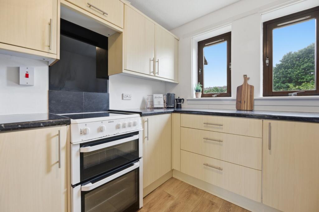 Apartment in Glasgow - View 6